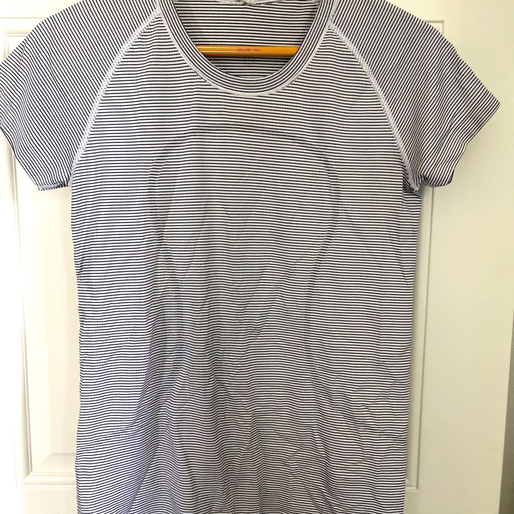 Lululemon swiftly tech black and white stripe
